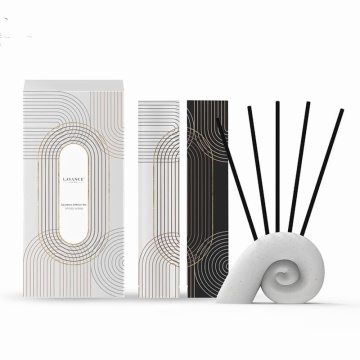 Candles & Diffuser