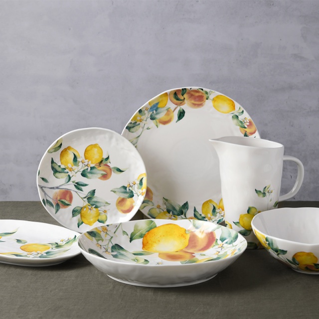 Dinnerware & Serveware