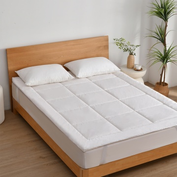 6 Wool Filled Mattress pad